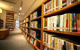 漢臺(tái)區(qū)圖書館5月1日恢復(fù)對(duì)外開放，限量、預(yù)約、錯(cuò)峰縮略圖