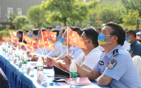 《漢中市文明行為促進(jìn)條例》集中宣傳示范暨創(chuàng)文進(jìn)鎮(zhèn)辦（園區(qū)）全民大聯(lián)歡活動舉行縮略圖
