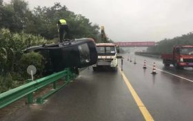 漢中發(fā)生3起交通事故！雨天行車需謹(jǐn)慎縮略圖