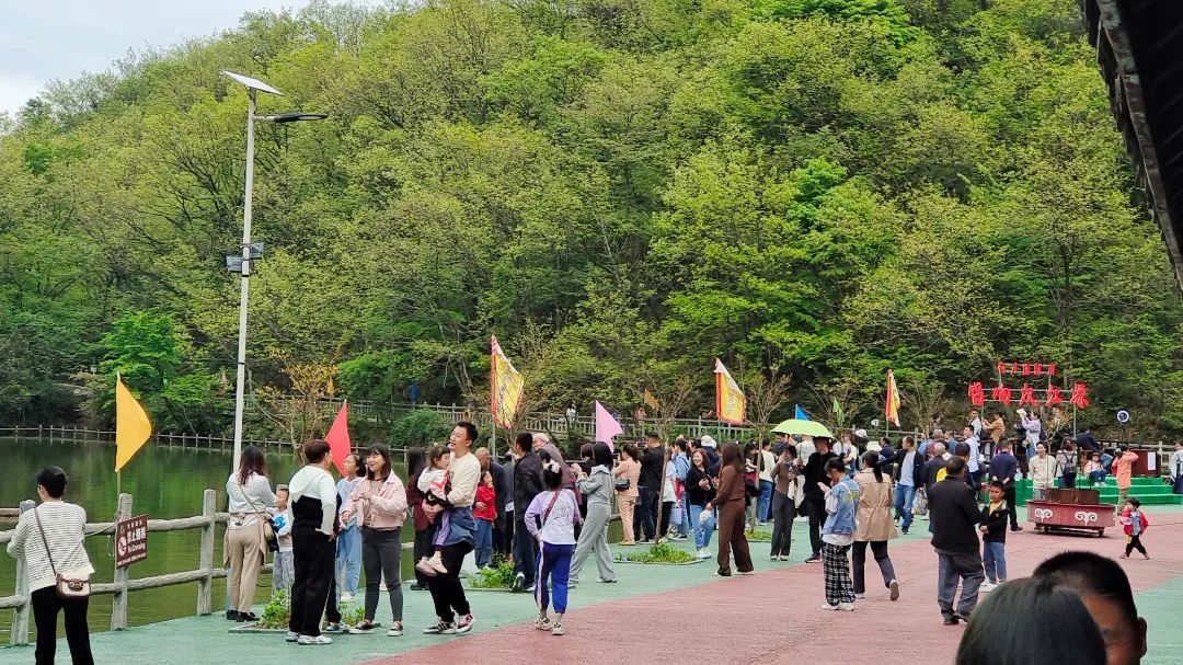 助力“唱響漢江源”音樂季  知名歌手傾情獻(xiàn)藝插圖12