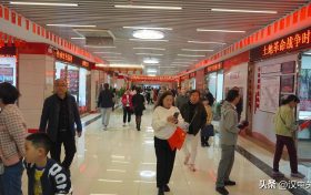漢中市紅色文化研討會(huì)暨漢中紅色旅游體驗(yàn)館開館儀式今日隆重舉行縮略圖