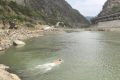 縱身激流顯擔(dān)當(dāng)！略陽公安民警以身為舟托起生命希望縮略圖
