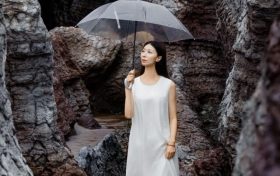 云霧漫卷，石林成詩… 雨后草川子景區(qū)的美，更藏著中國人的山水浪漫縮略圖